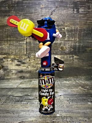 Кэнди Фан на батарейках (игрушка + конфеты 20г) #4 M&MS 